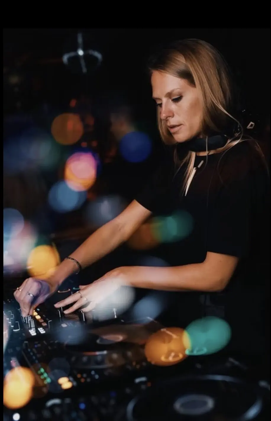Nora en Pure “In the Round” in DC