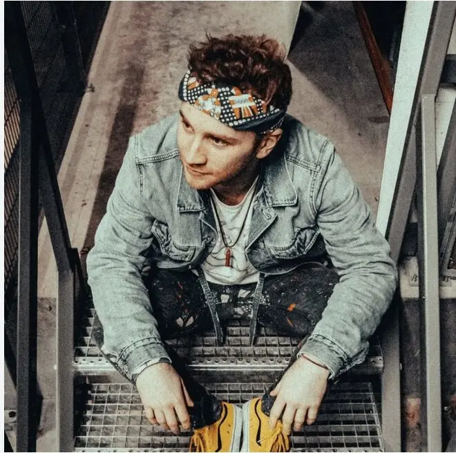 Snowed in with Fox Stevenson